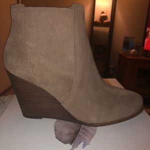 Faux suede taupe booties
